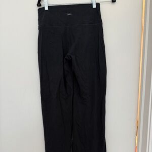 Aritzia (TNA) yoga pants